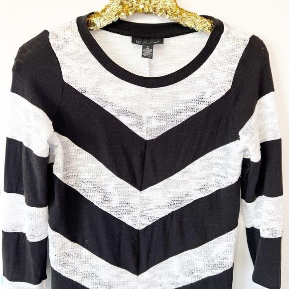 INC Black and White Sweater - Picture 4 of 4